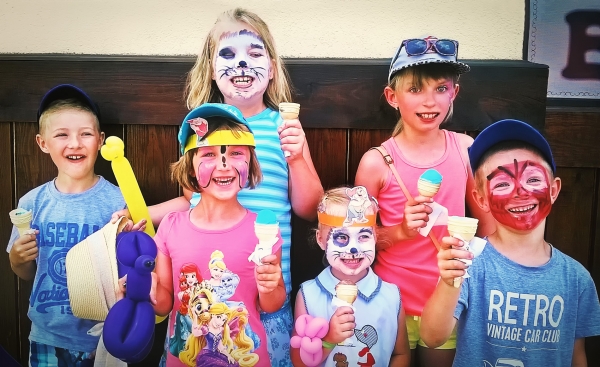 15 Farben Bodypainting Farben inkl. 2 Pinsel + Tattoo Vorlagen Kinder Schminke Fasching Halloween Karneval